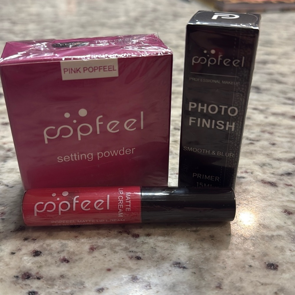 Popfeel 3 piece Makeup Set - setting powder, primer and matte lip cream. NEW